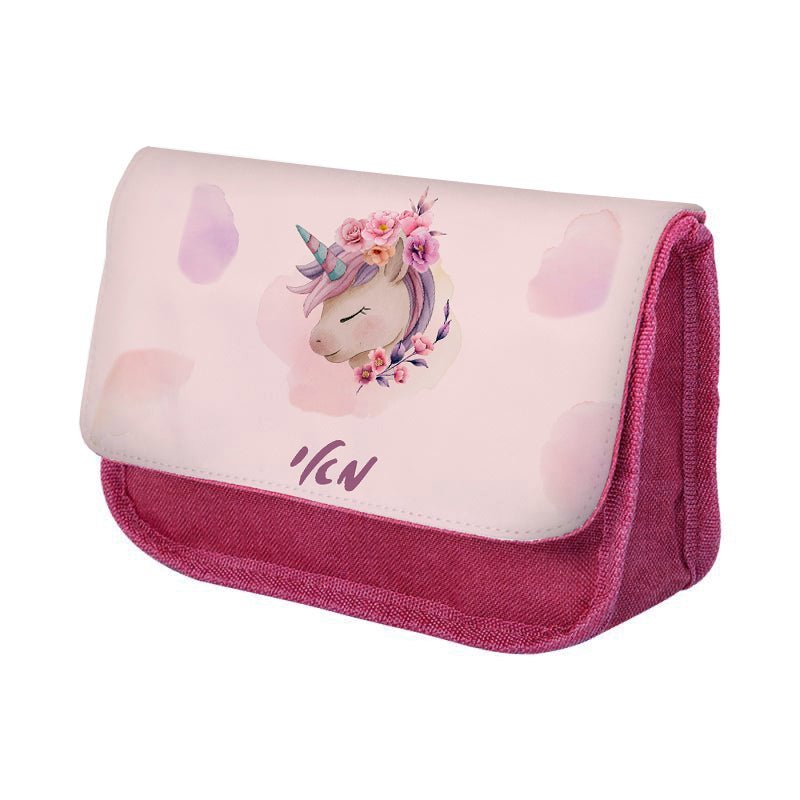 סט מוצרים עם שם הילד/ה בעיצוב חד קרן - Baby Coupon