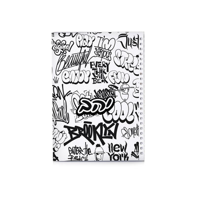 סט מוצרים עם שם הילד/ה בעיצוב גרפיטי - Baby Coupon