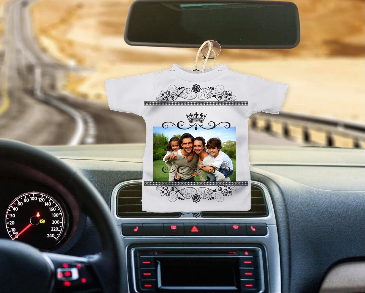 מיני חולצה לרכב עם תמונה ומשפט בעיצובים מיוחדים ומקוריים - Baby Coupon