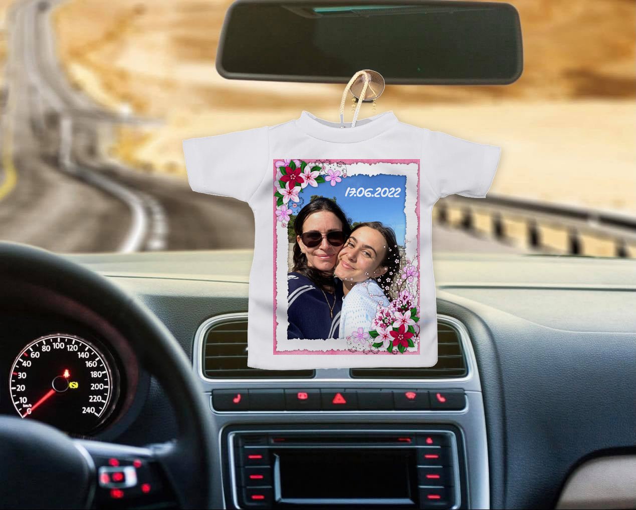 מיני חולצה לרכב עם תמונה ומשפט בעיצובים מיוחדים ומקוריים - Baby Coupon