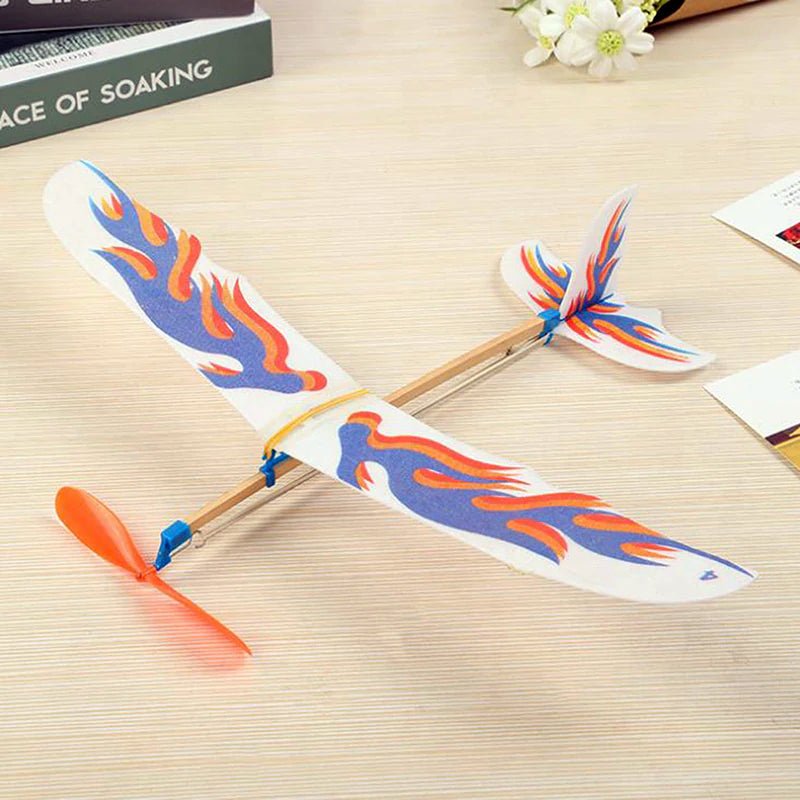 מטוס מדהים להרכבה עם מנוע גומיה במיוחד לילדים! - Baby Coupon